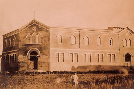 Obras de construccin del asilo de San Francisco y San Vicente. Foto del ao 1926.