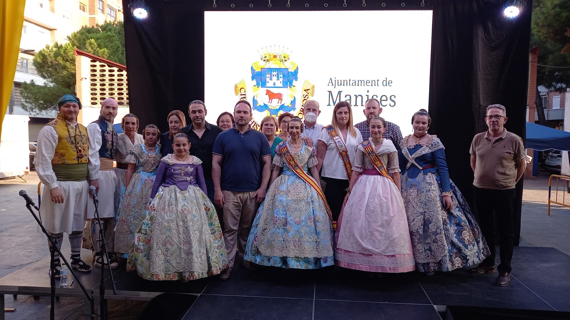 I Desfile de indumentaria Valenciana en Manises