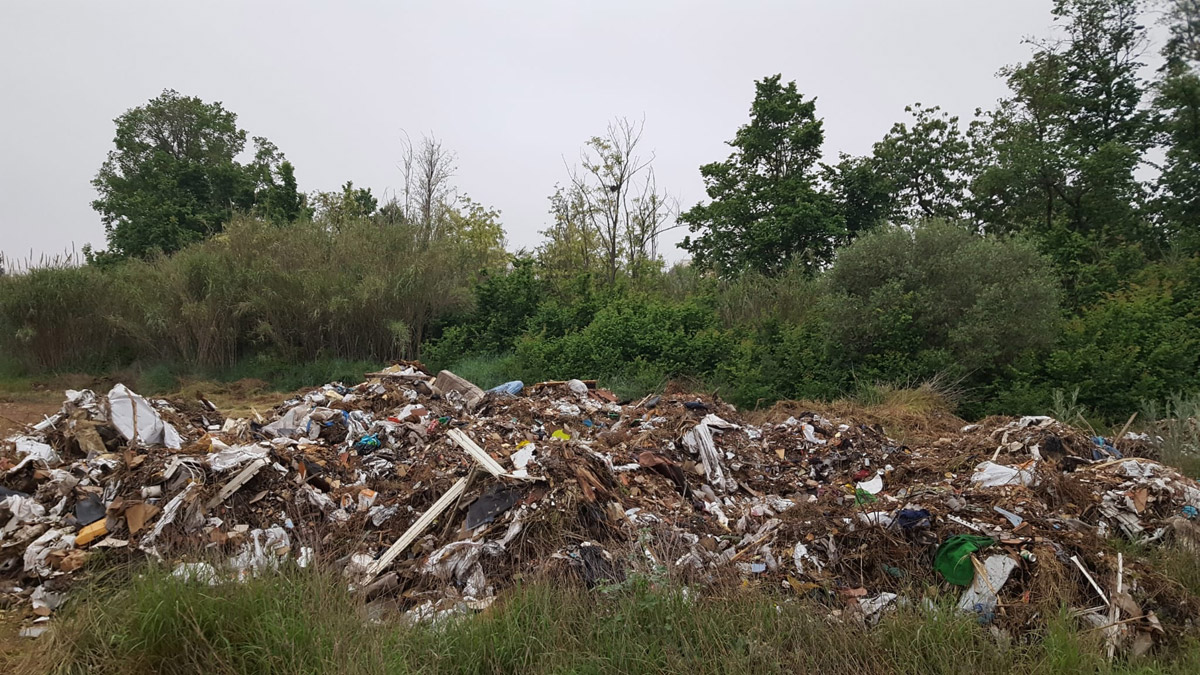 115 toneladas de basura en el río Turia
